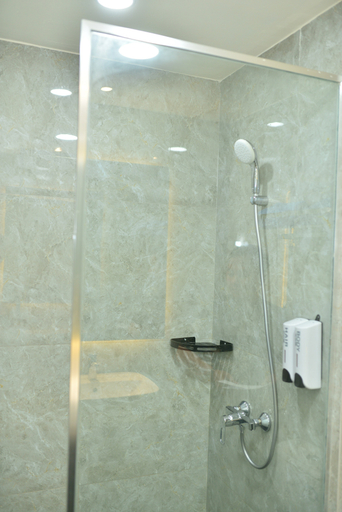 Bathroom 3, Suzuya Hotel Rantau Prapat, Labuhanbatu