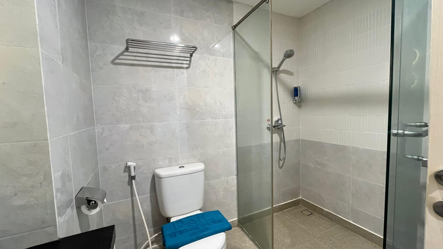 Bathroom 5, Rail Transit Hotel Medan, Medan