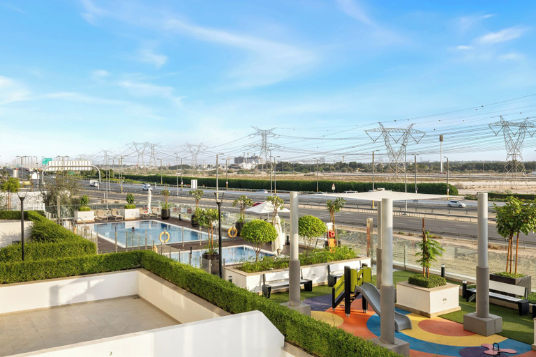 Terrace/patio 5, Studio Minutes to Downtown, Dubai