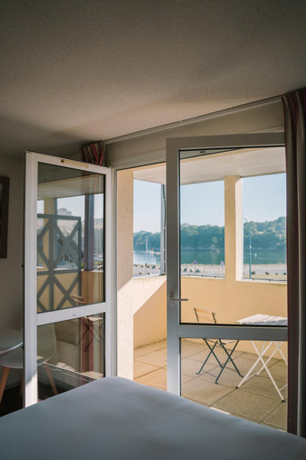 Bedroom 3, Hotel Aigue Marine, Côtes-d'Armor