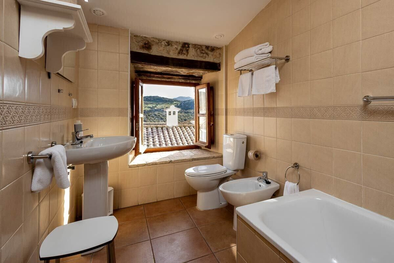 Bathroom 3, TUGASA Hotel La Posada, Cádiz