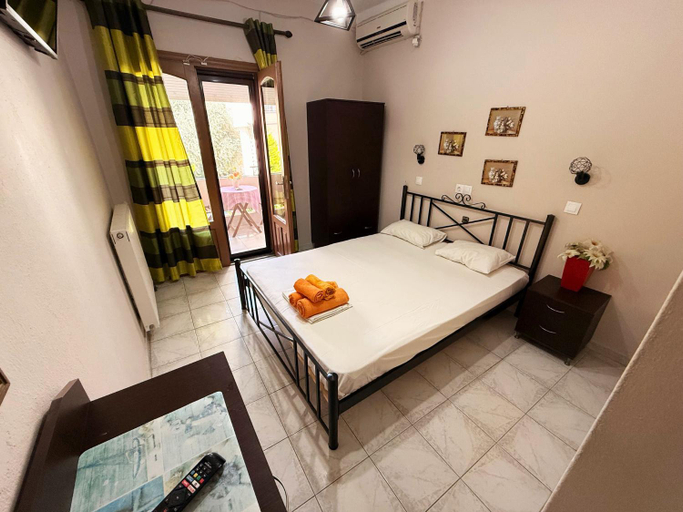 2, Thassos Studios, East Macedonia and Thrace
