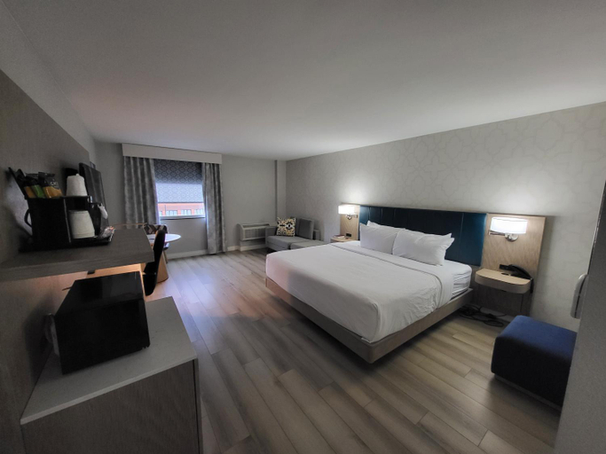 Bedroom 3, DoubleTree by Hilton Salisbury, Wicomico