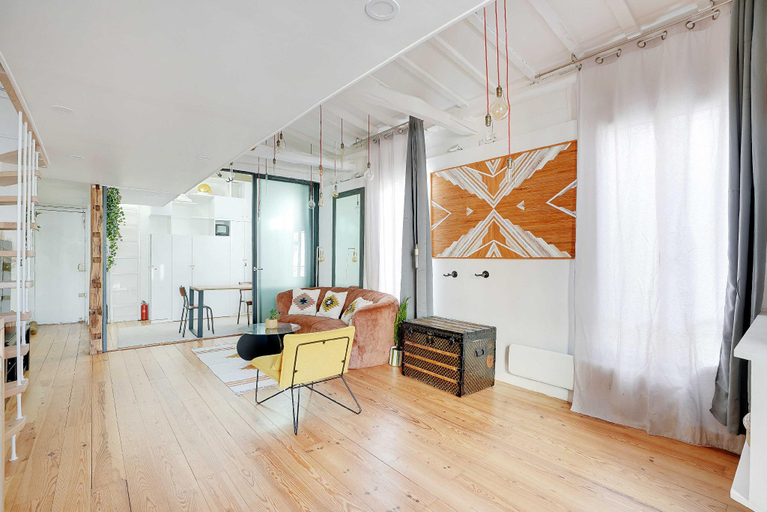 2, Spacious apartment 2BR/4P – République, Paris