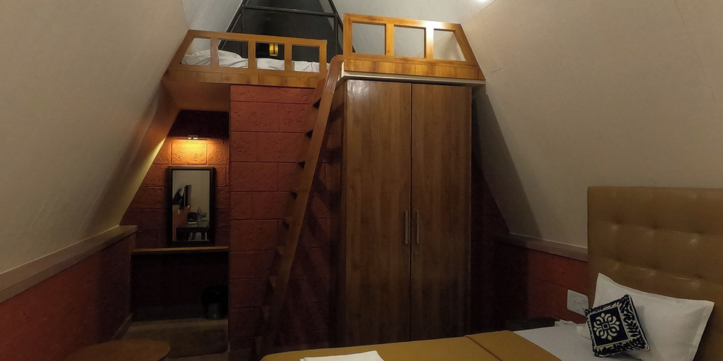 Room 3, Rhythm Eco And Agro Stays, Satara