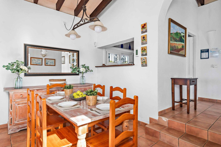 Others 4, Villa Matisse, Baleares