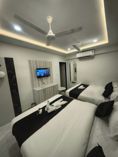 Room 2, Hotel New Mahaveer, Ahmadabad