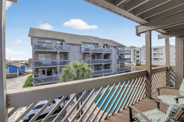 Property grounds 2, Ocean View Condominium 2 Bedroom Condo, Horry