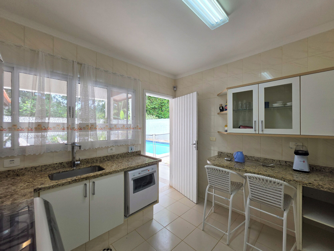 Private kitchen 4, Casa São Lourenço, Bertioga