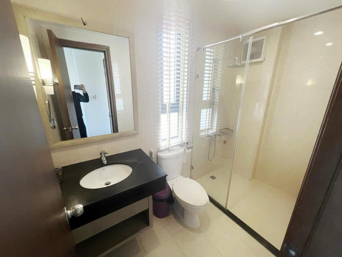 Bathroom 4, Bai Chay Apartment, Hạ Long