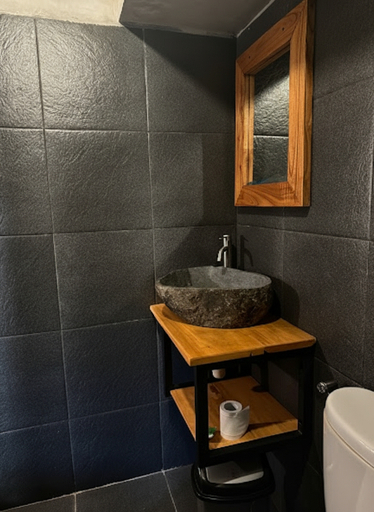 Bathroom 5, oemah kangin homestay, Karangasem