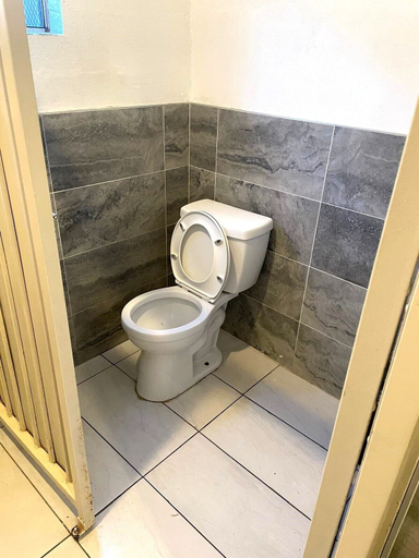 Bathroom 2, AVAION HOTEL LAX-SoFi Stadium, Los Angeles