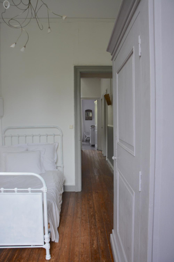 Bedroom 2, la maison, chambre d'hotes de charme et atelier d'artiste, Libourne saint Emilion, Gironde