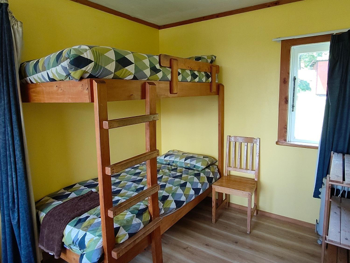 Bedroom 2, The Sandcastle, Tasman