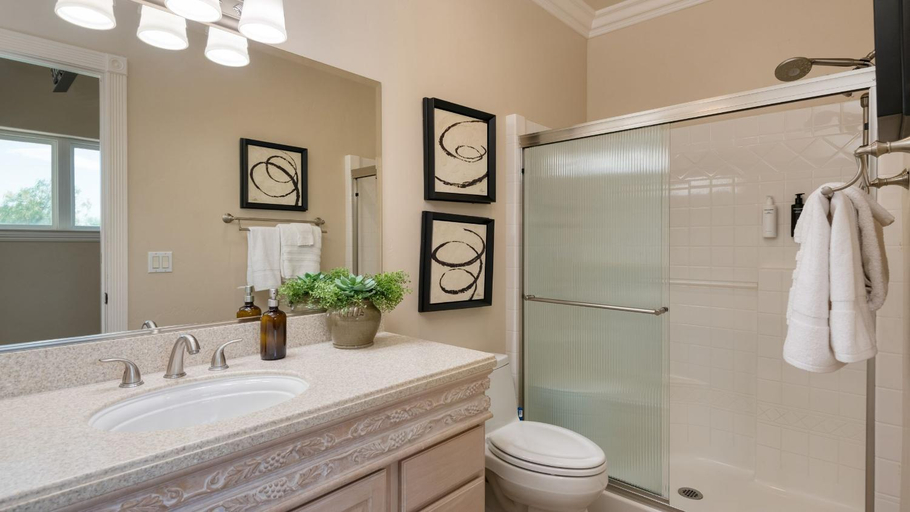 Bathroom 4, Grand Contento by AvantStay, Riverside