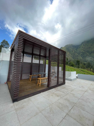 Terrace/patio 2, Orlando Hill Villa, Probolinggo