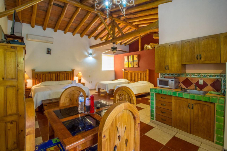 Bedroom 3, Casa Virgilios B&B, Compostela