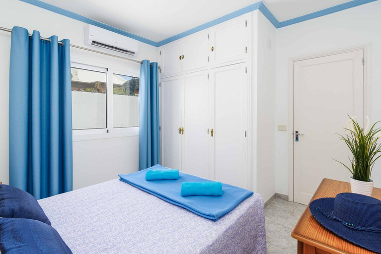 Others 5, Villa Gambeo, Las Palmas