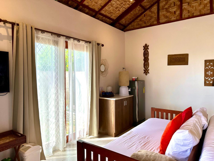 Bedroom 3, UZURI KUBO HUTS, Moalboal
