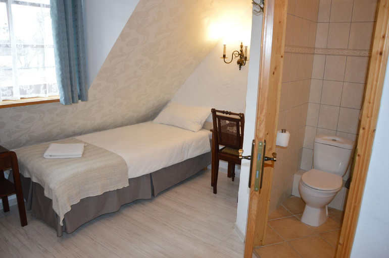 Bedroom 3, Karczma Rzym, Środa Śląska