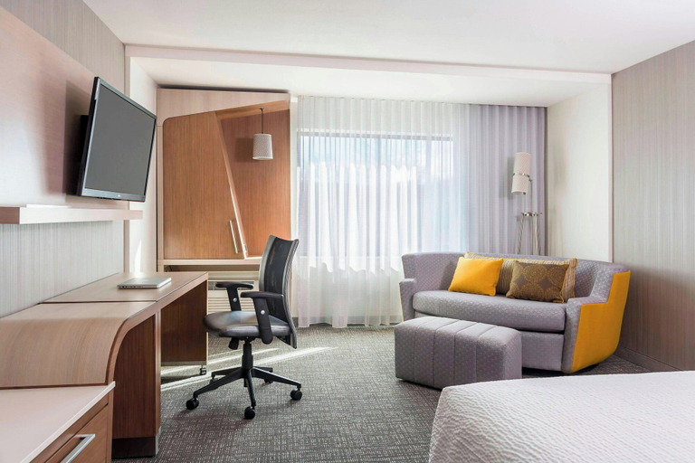 Room 2, Courtyard By Marriott Sugar Mountain Banner Elk, Avery