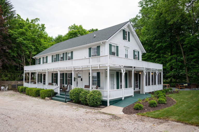 Exterior 3, Park House Inn, Allegan