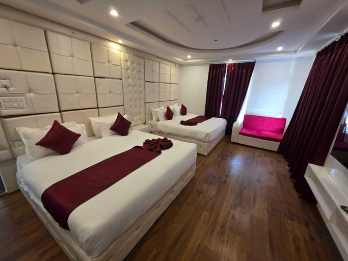 Room 3, AZURI BLISSS RESORT, Badgam