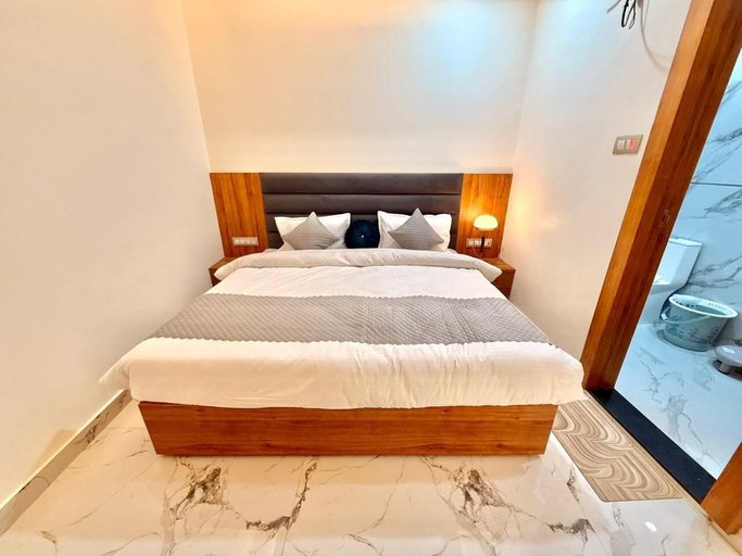 Room 2, Hotel Betwa Sarowar, Tikamgarh