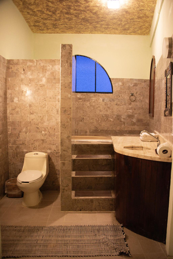 Bathroom, Posada El Castillo xilitla, Xilitla