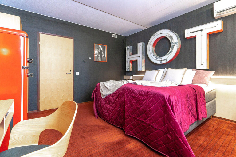 Bedroom 2, Hotelli Jamsa, Central Finland