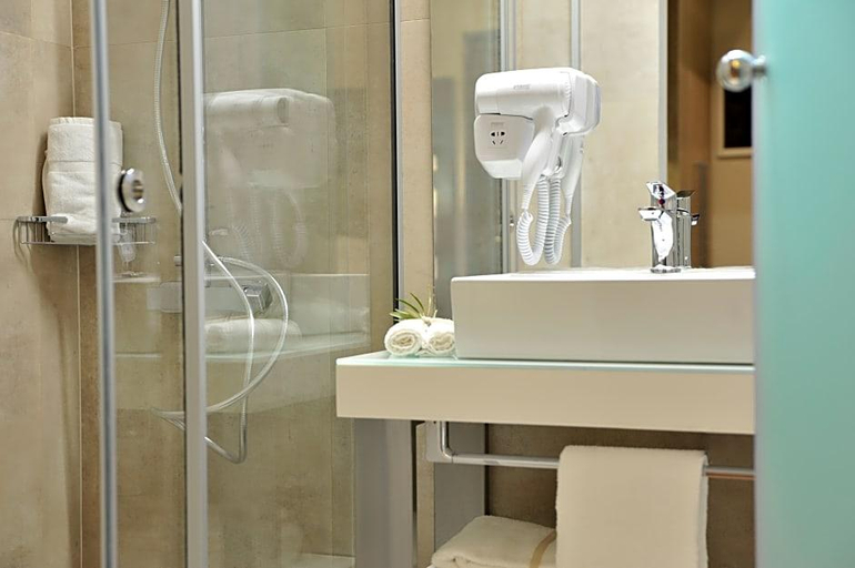 Bathroom 5, Athens Platinum Rooms and Suites, Attica