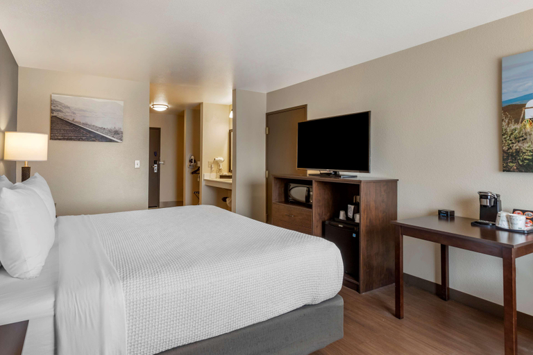 Bedroom 3, Best Western Sunridge Inn & Conference Center, Baker