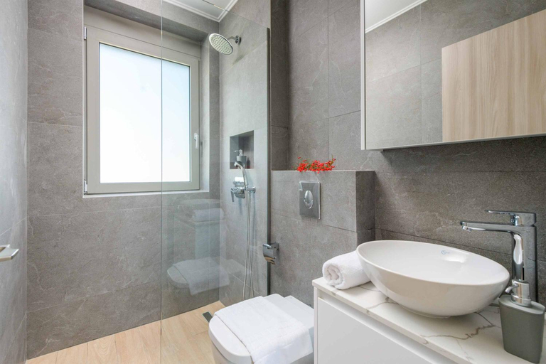 Bathroom 4, Villa Panaxia Keema, South Aegean