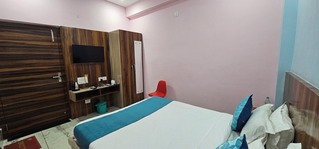 Room 2, The Tej Continental, Patna