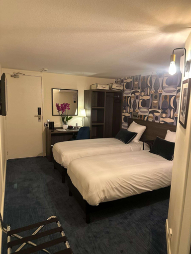 Bedroom 3, Hotel Acadie Orly Morangis, Essonne