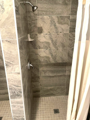 Bathroom 3, AVAION HOTEL LAX-SoFi Stadium, Los Angeles