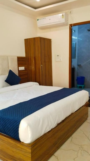Room 4, Hotel Shivansh Residency, Garhwal