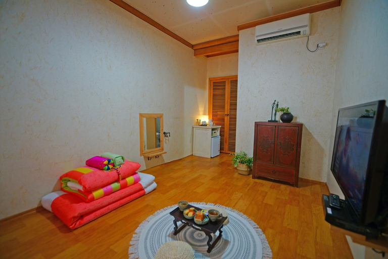 Others 2, Millennial Morning Hanok Jeonju, Jeonju