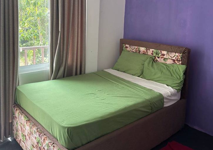 Bedroom 3, Eros Hotels Green house, Akmeemana
