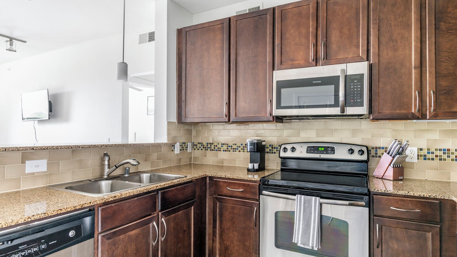 Private kitchen 4, Landing Apartments - North Dallas, Dallas