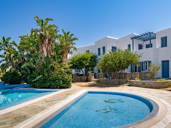 Sport & Beauty 2, Sanders Paros Gardens - Comfy 1-Bdr Apt w Balcony, South Aegean