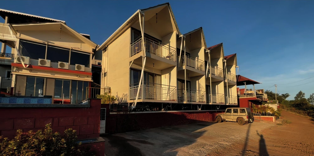 Exterior 2, Rhythm Eco And Agro Stays, Satara