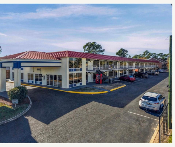 Exterior & Views 5, Family Inns of America Mobile, Mobile