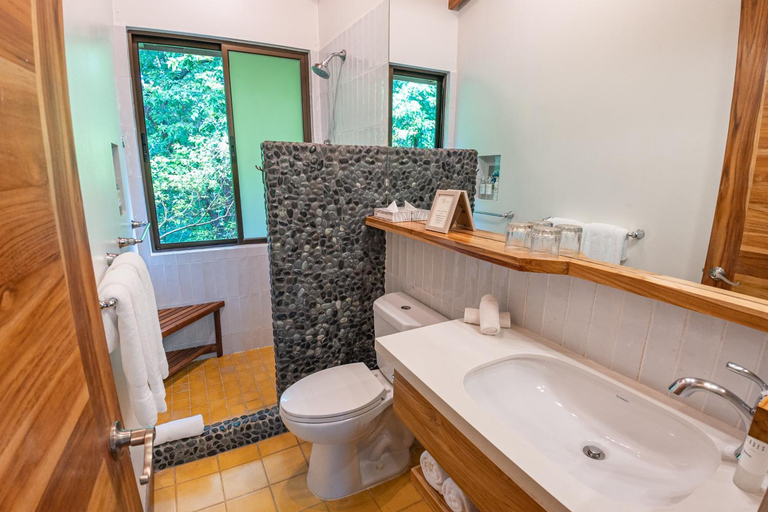 Bathroom, Olas Verdes Hotel, Nicoya