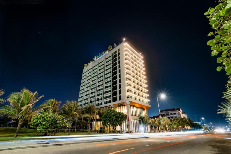 Exterior & Views 2, Sala Grand Tuy Hoa Hotel, Tuy Hoa