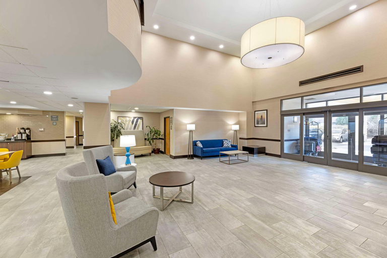 Public Area 2, Comfort Inn & Suites Arlington Heights - Schaumburg, Cook