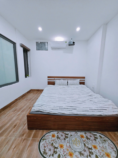Room 4, Hey Home, Ba Đình