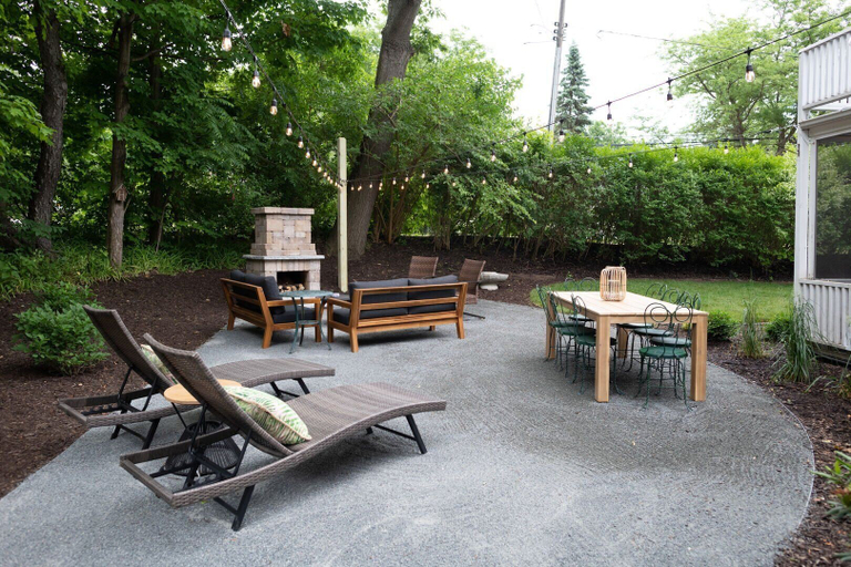 Outdoor dining 4, Park House Inn, Allegan