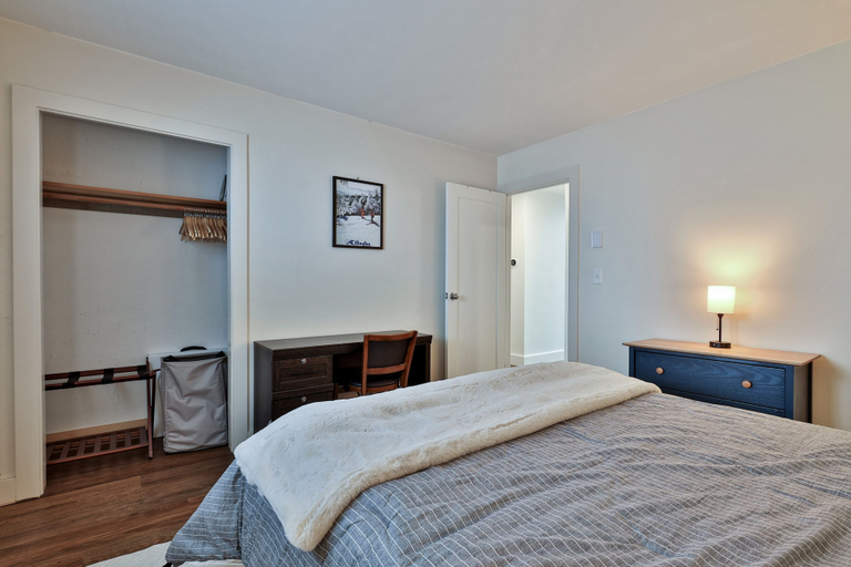 Room 4, The Powder House 4 Bedroom Home, Rutland