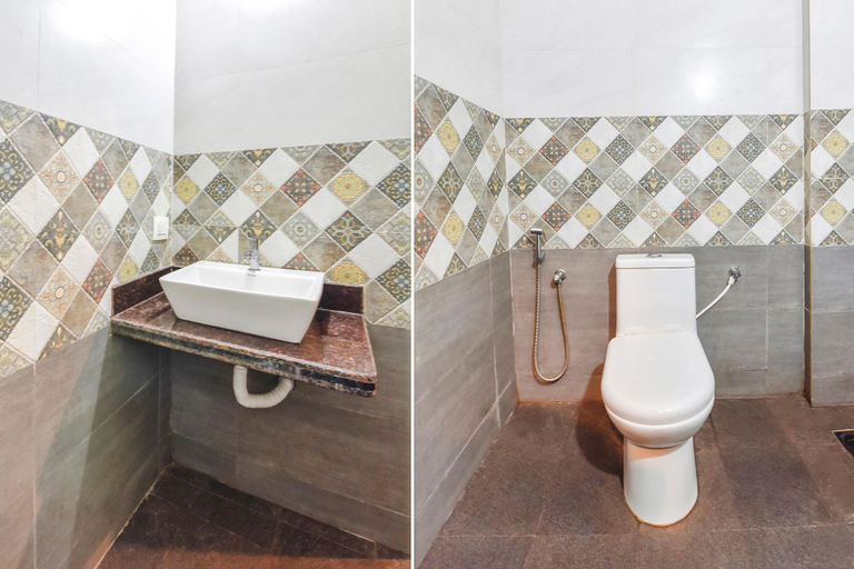 Bathroom, FabHotel Arambol Inn, North Goa